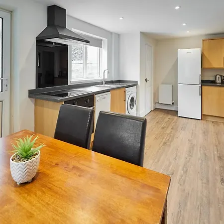 Host & Stay - Greens Yard House Уитби Экстерьер фото