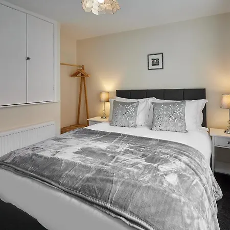 Host & Stay - Greens Yard House Уитби Экстерьер фото